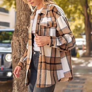 Women’s Shacket Flannel Plaid Button-Up Jacket